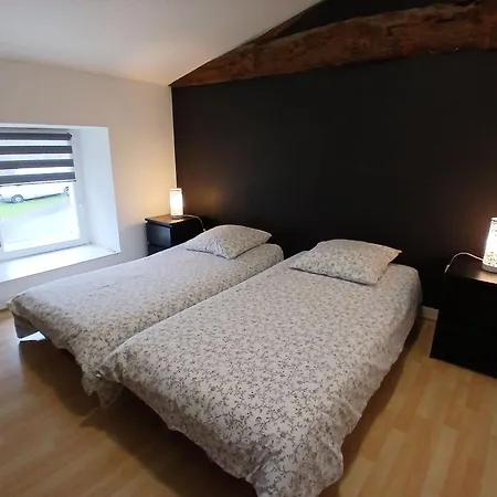 Maison Ancienne Renovee Avec Terrasses, Jusqu'a 6 Personnes, *