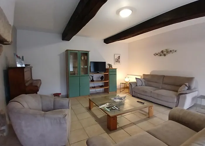 Casa vacanze Maison ancienne rénovée avec terrasses, jusqu'à 6 personnes, La Gaubretière - FR-1-426-154 La Gaubretiere